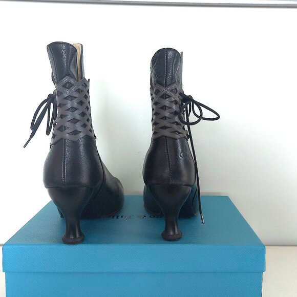 Fluevog Bellevue Inez Sexton Boot - Size 8.5 - Picture 6 of 11